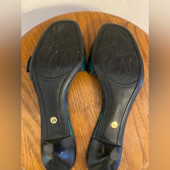 Donald J. Pliner Kazia Snakeskin Kitten Heel Buckle Sandal,TURQUOISE/BLK,S8 1/2N - Picture 10 of 13